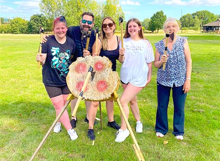 axe throwing essex